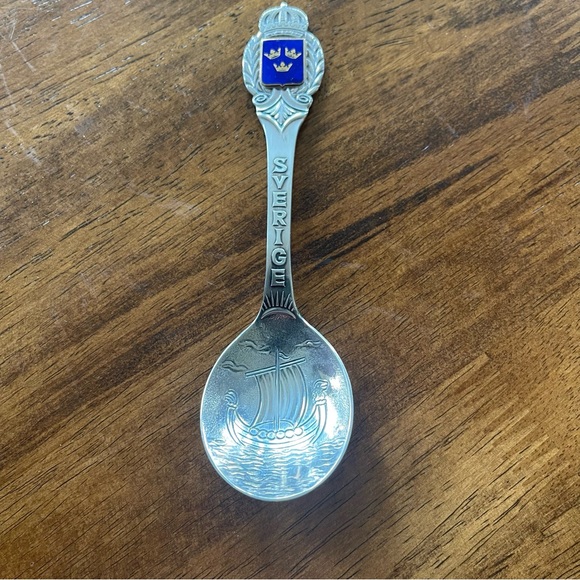 SVERIGE Sweden Souvenir Spoon - Picture 3 of 10
